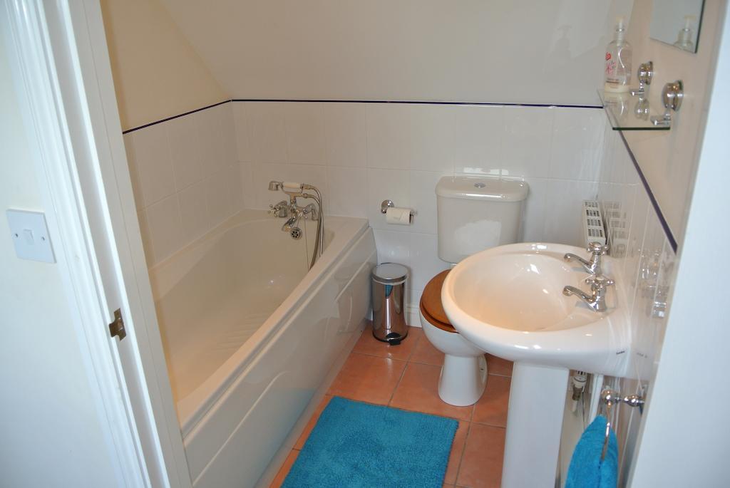 Bramley Cottage Sandown Bagian luar foto