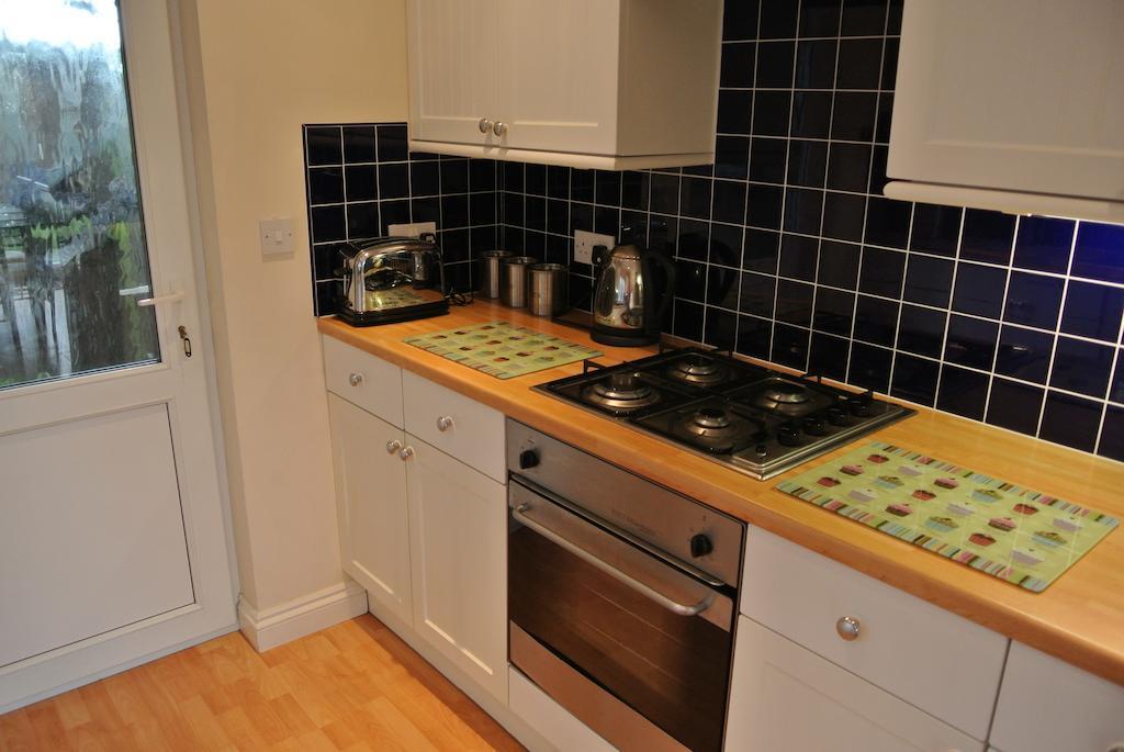 Bramley Cottage Sandown Bagian luar foto
